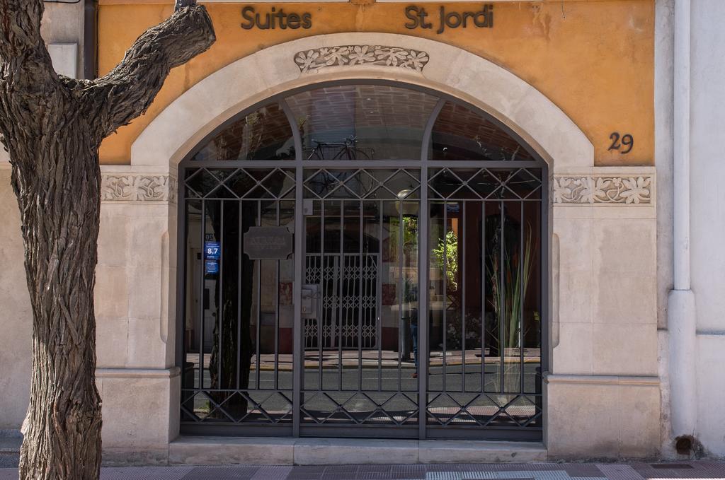 Apartaments Suites Sant Jordi Montbrió del Camp Екстериор снимка