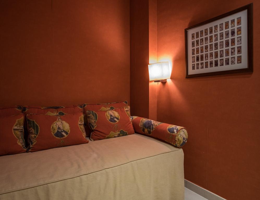 Apartaments Suites Sant Jordi Montbrió del Camp Екстериор снимка